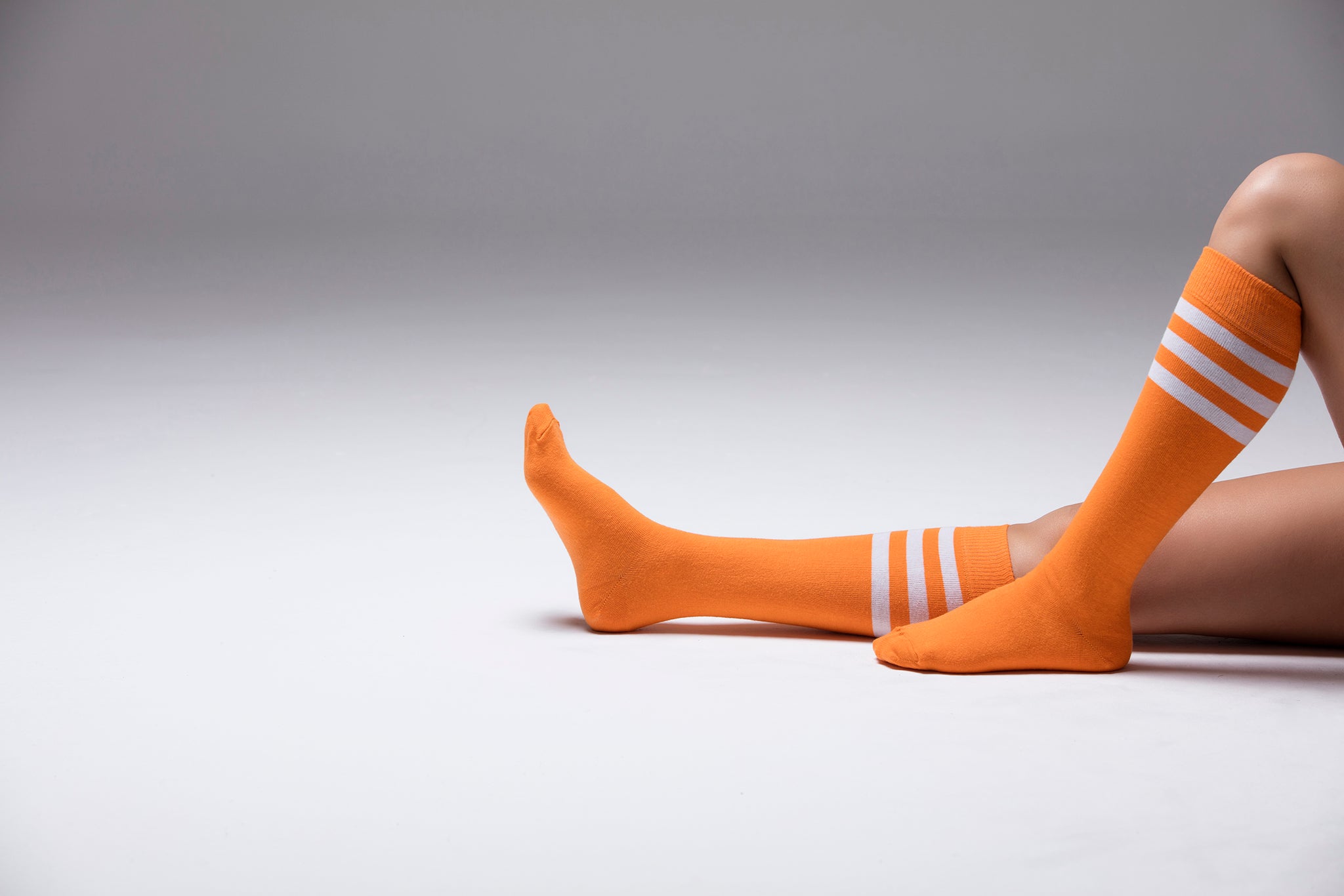 Women's Dapper Stripe Knee High Socks Set