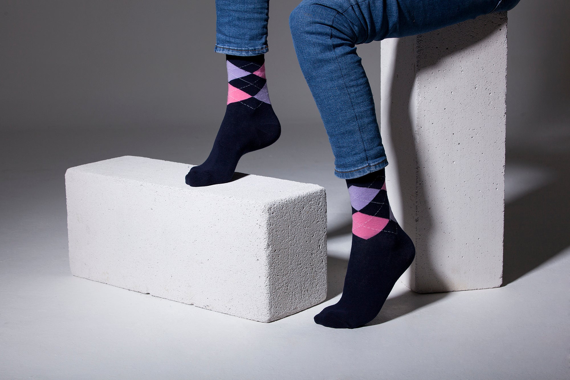 Men's Navy Lavender Argyle Socks