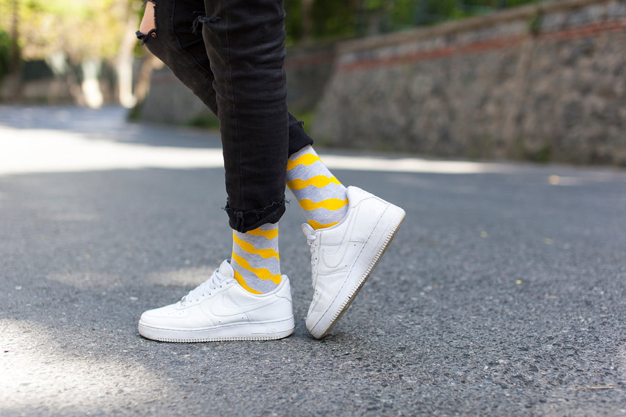 Men's Yellow Stone Wave Socks