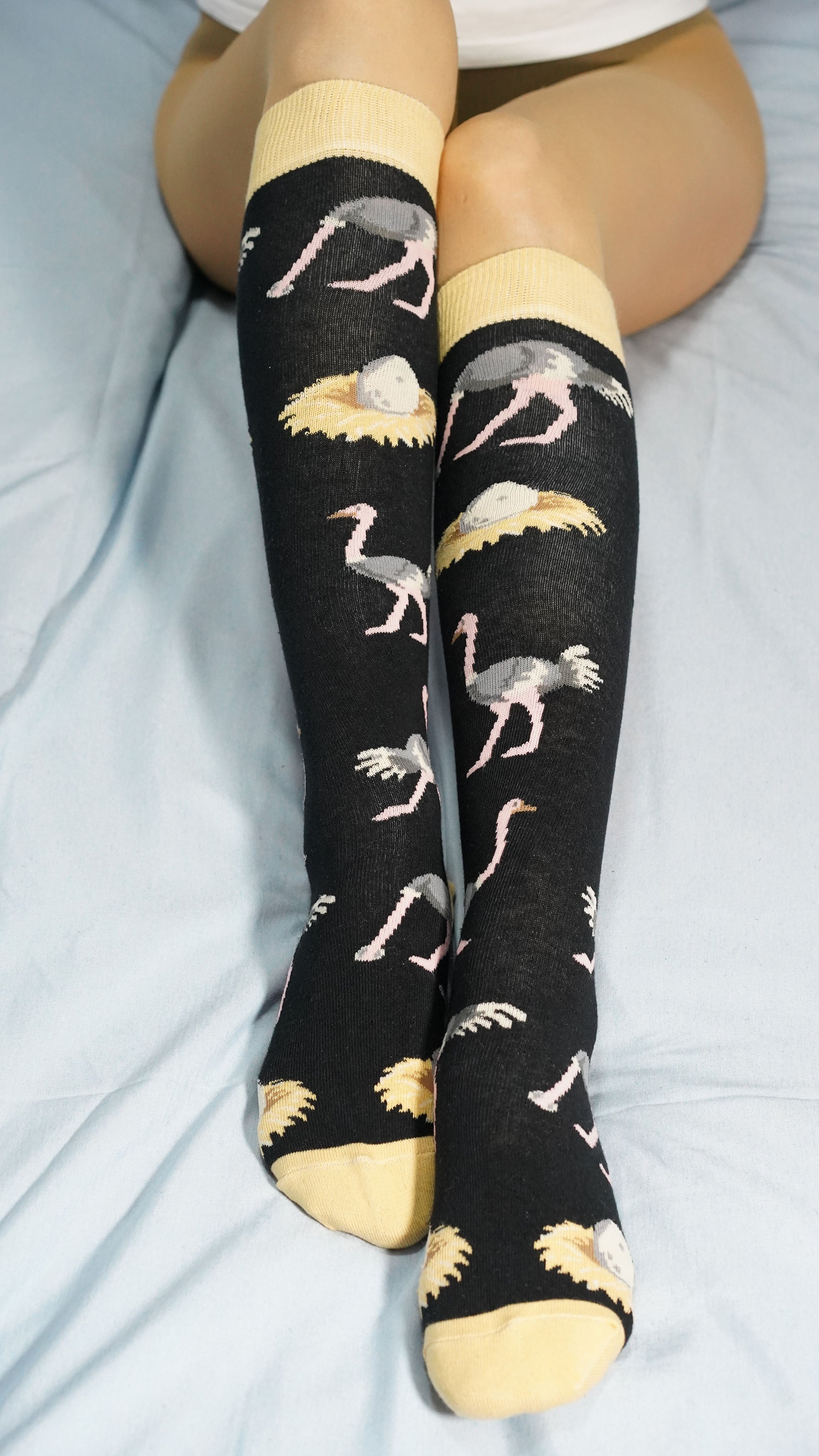 Women's Ostrich Knee High Socks