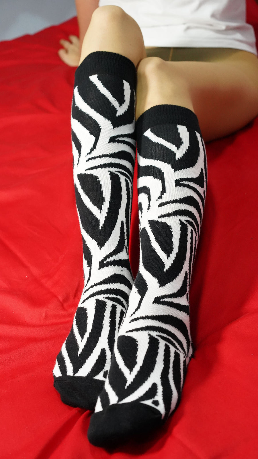 Women's Zebra Knee High Socks