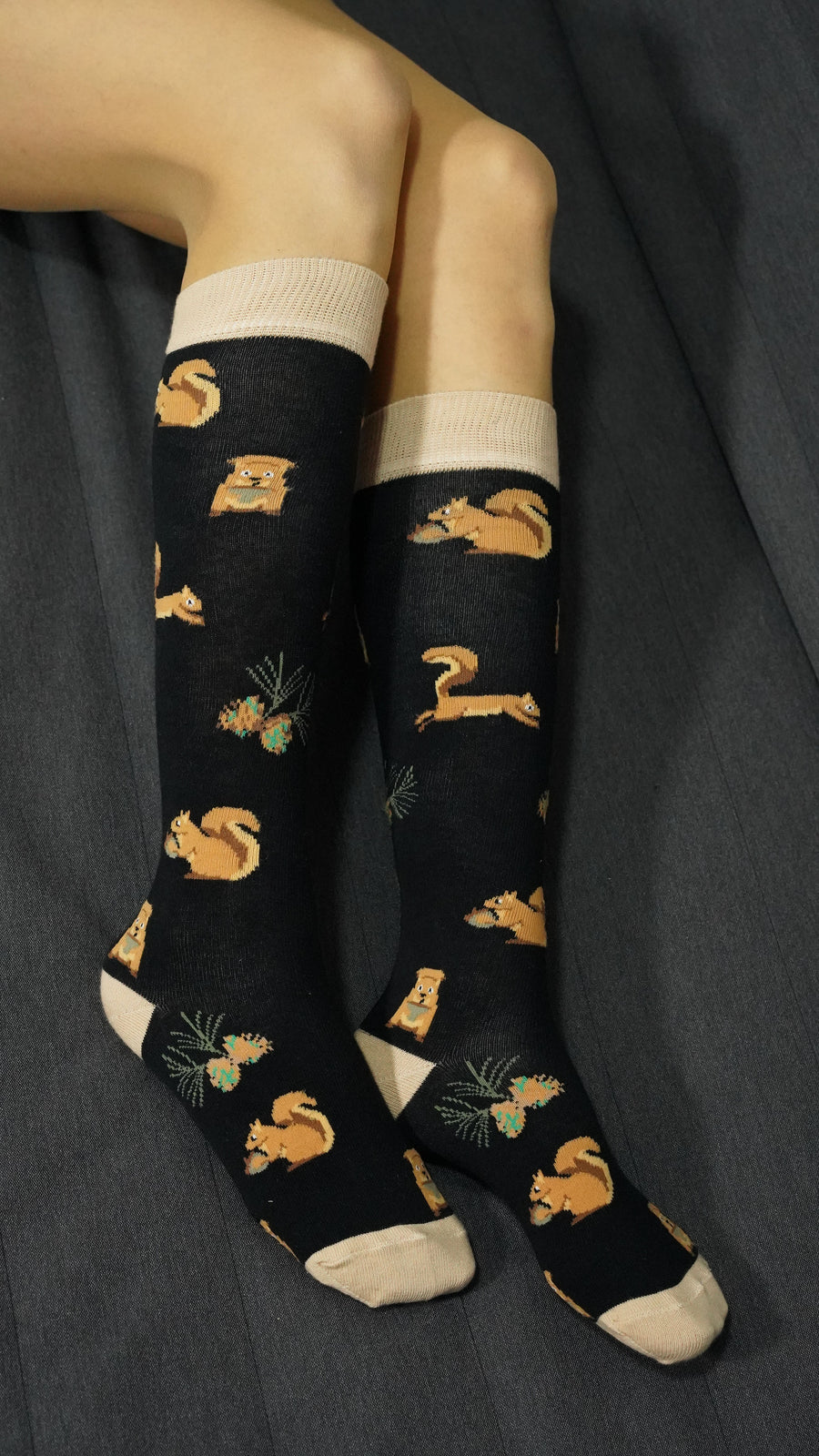 Women's Squirrel Knee High Socks