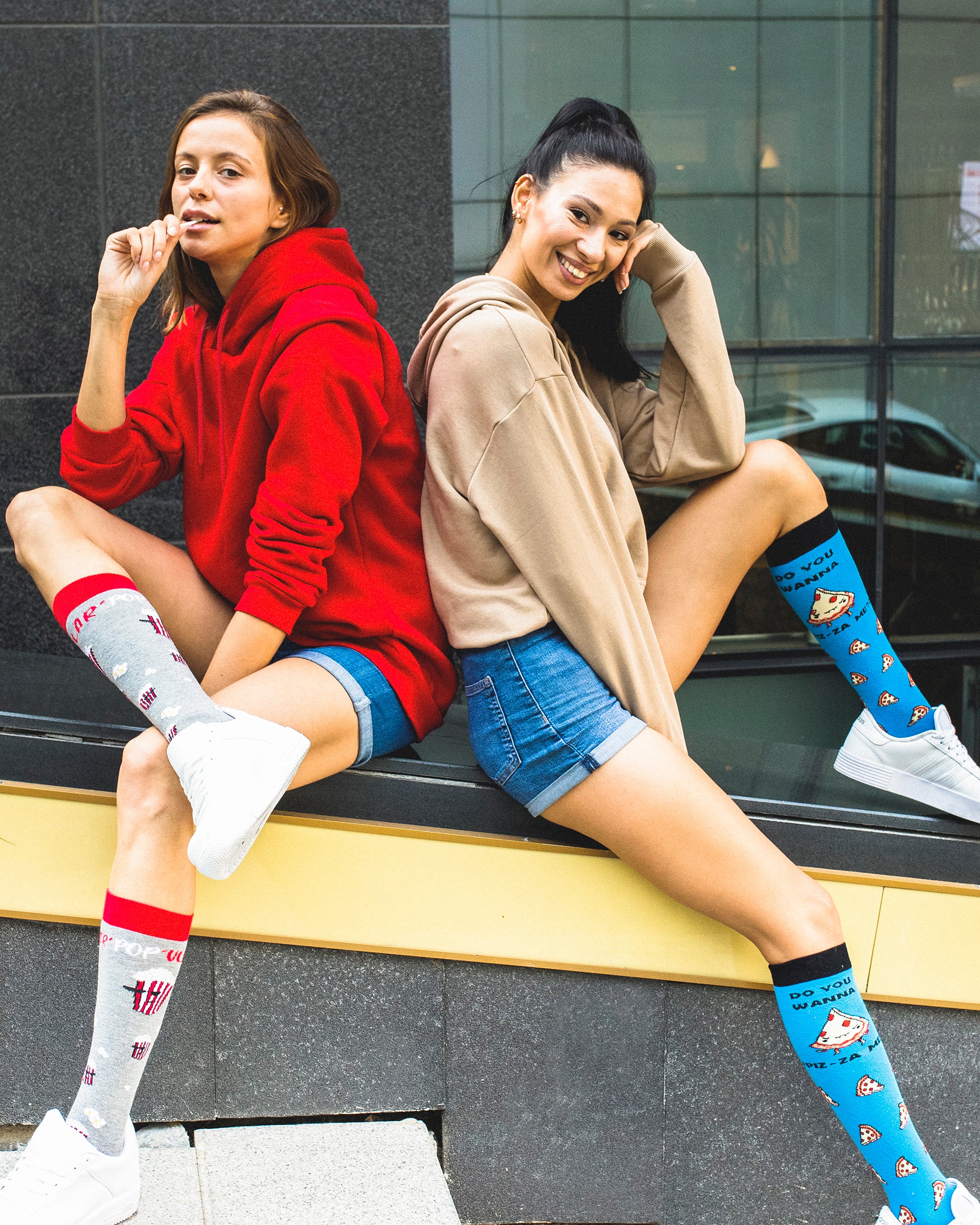 Women's 'Pop'ular Knee High Socks