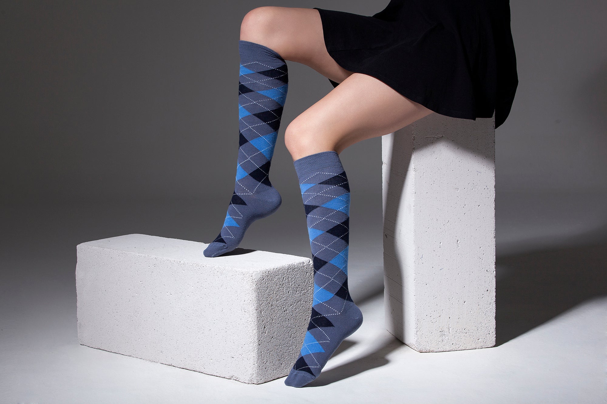Women's High-Class Argyle Knee High Socks Set