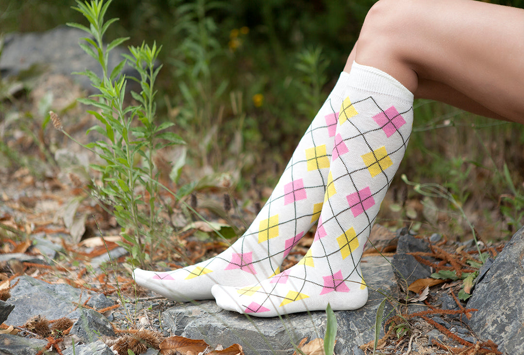 Women's White Argyle Knee High Socks