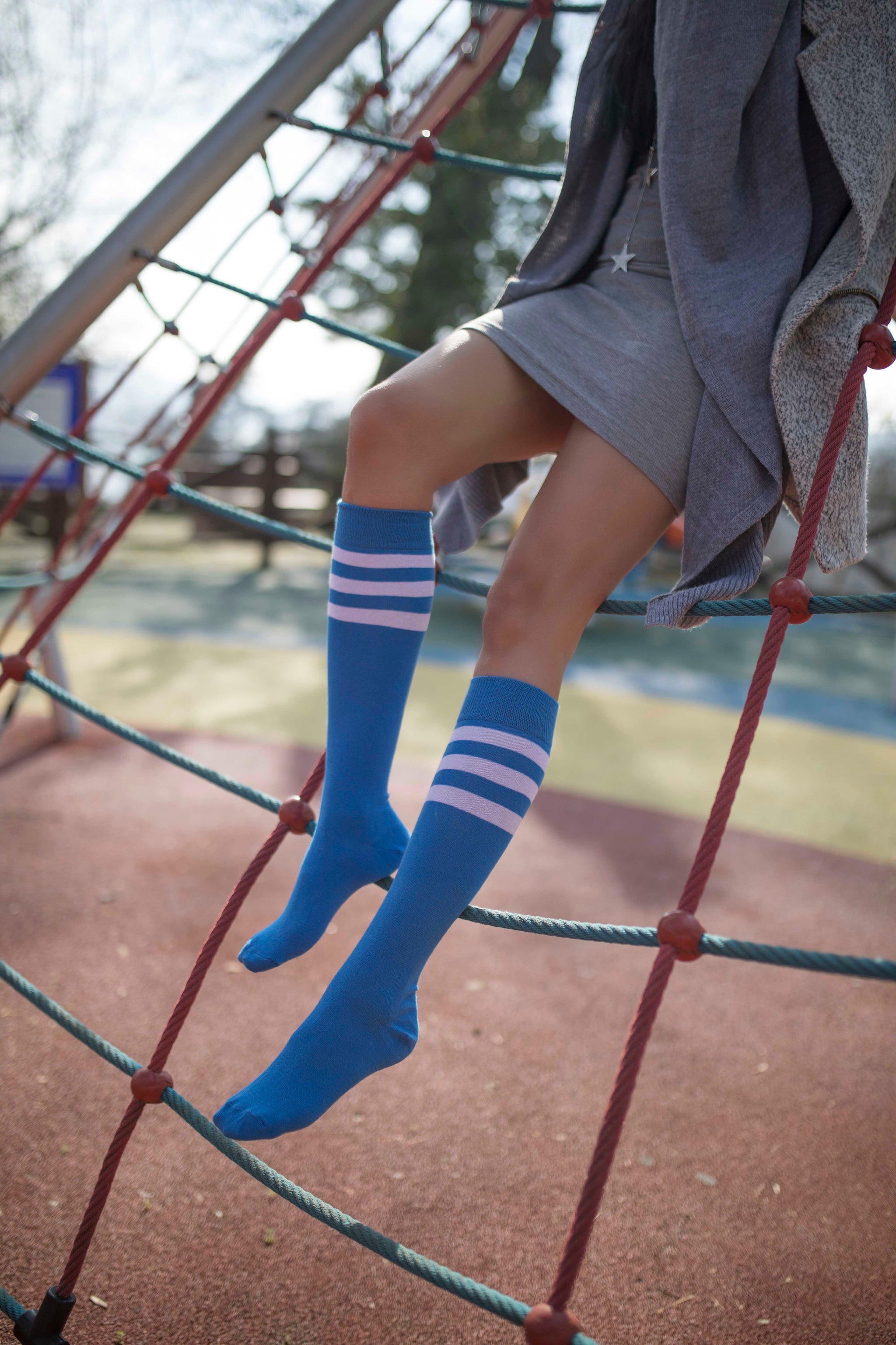 Women's Modern Stripe Knee High Socks Set