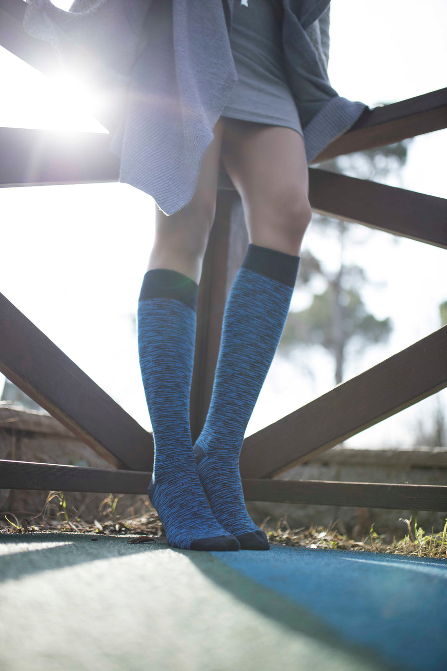 Women's Sky Grizzled Stripe Knee High Socks